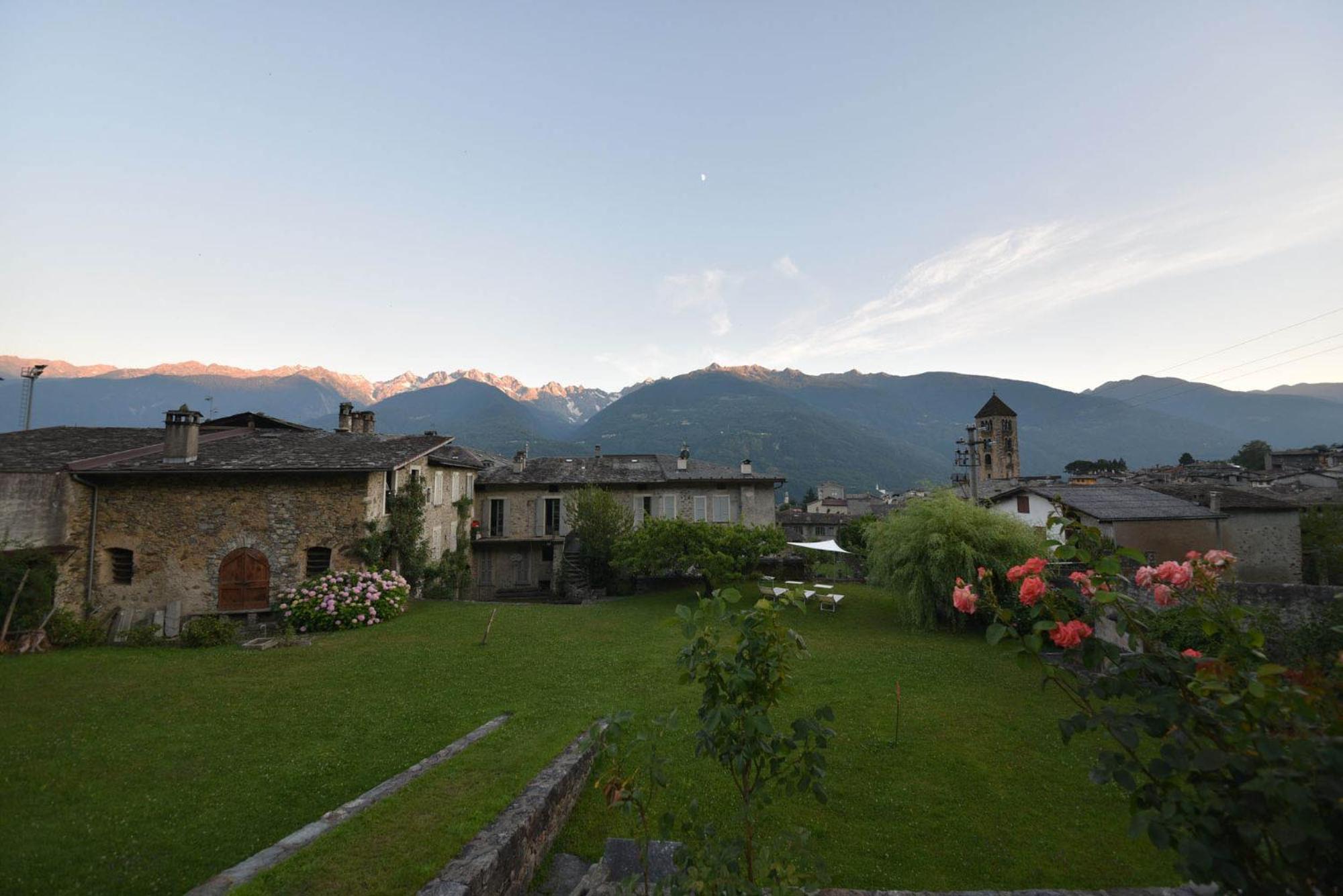 Villa Piano Nobile Al Roseto Del Drago à San Bernardo  Extérieur photo