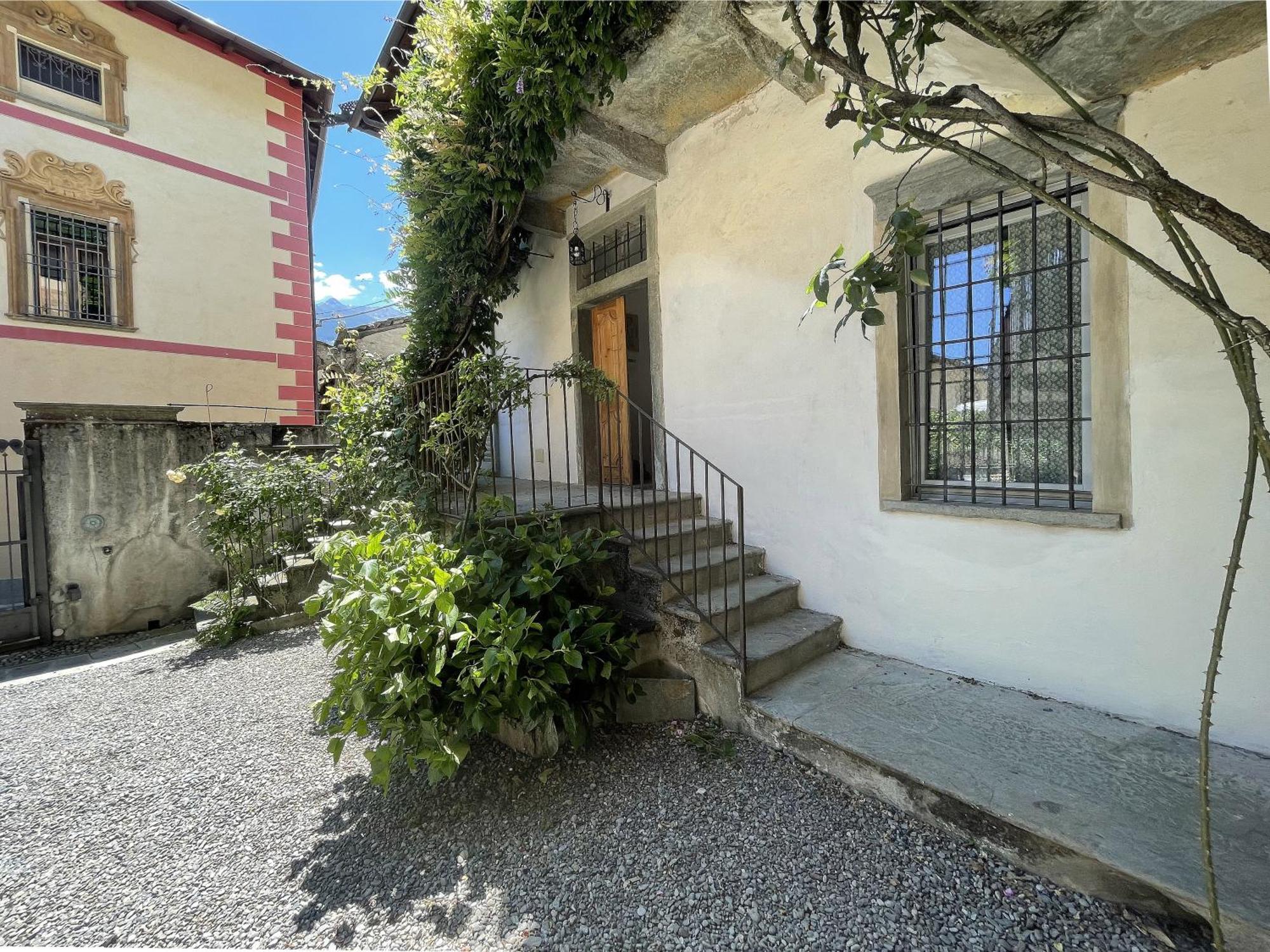 Villa Piano Nobile Al Roseto Del Drago à San Bernardo  Extérieur photo