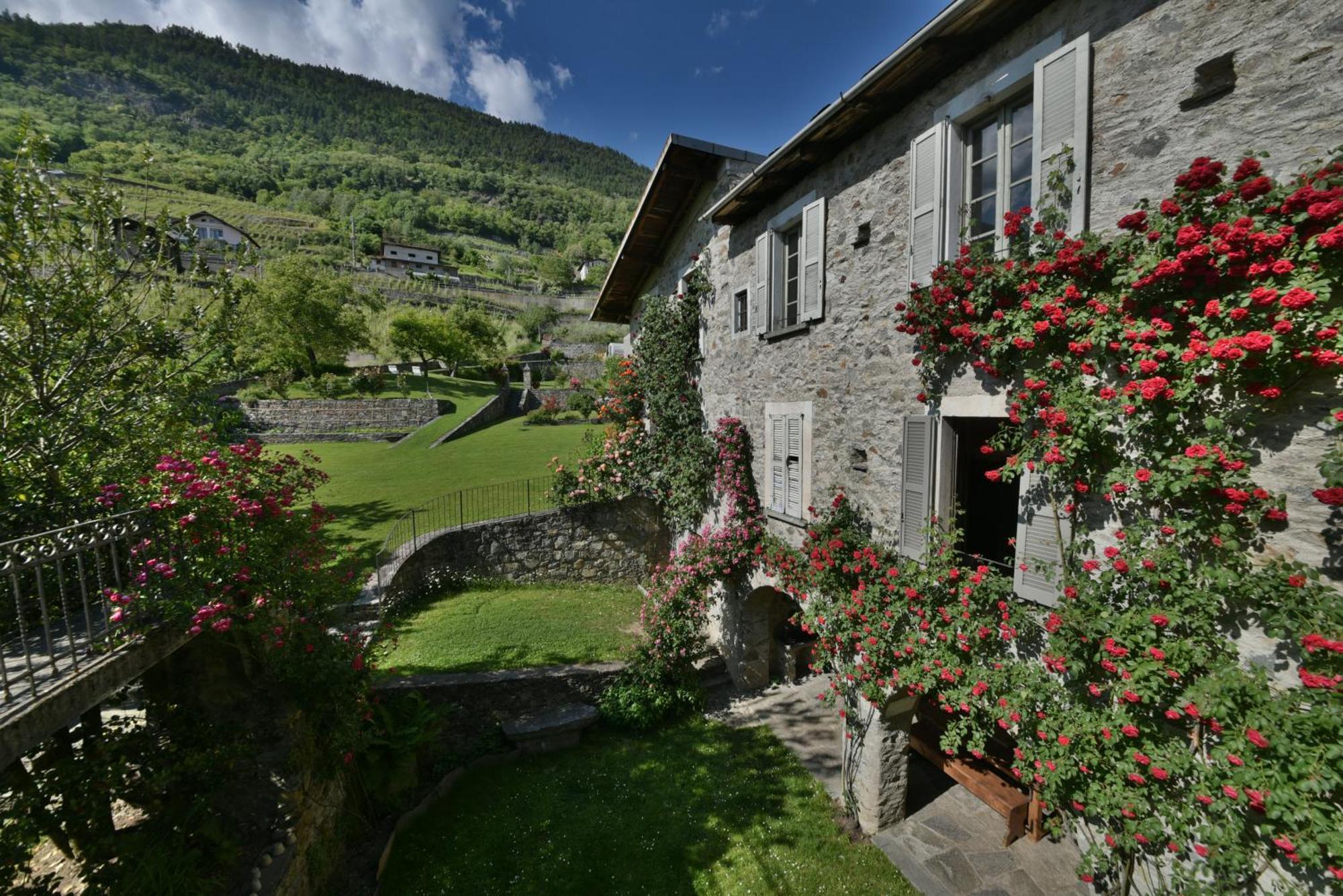 Villa Piano Nobile Al Roseto Del Drago à San Bernardo  Extérieur photo